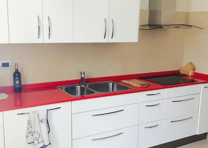 Marco's House Elegant And Reserved By The Sea Apartment