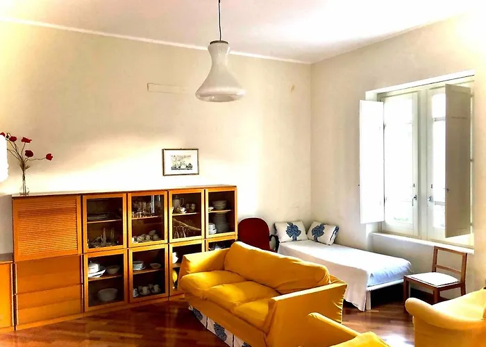 Marco's House Elegant And Reserved By The Sea