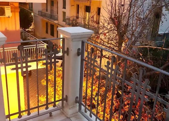 Apartment Marco's House Elegant And Reserved By The Sea