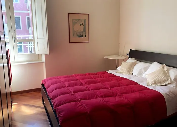 Marco's House Elegant And Reserved By The Sea Apartment